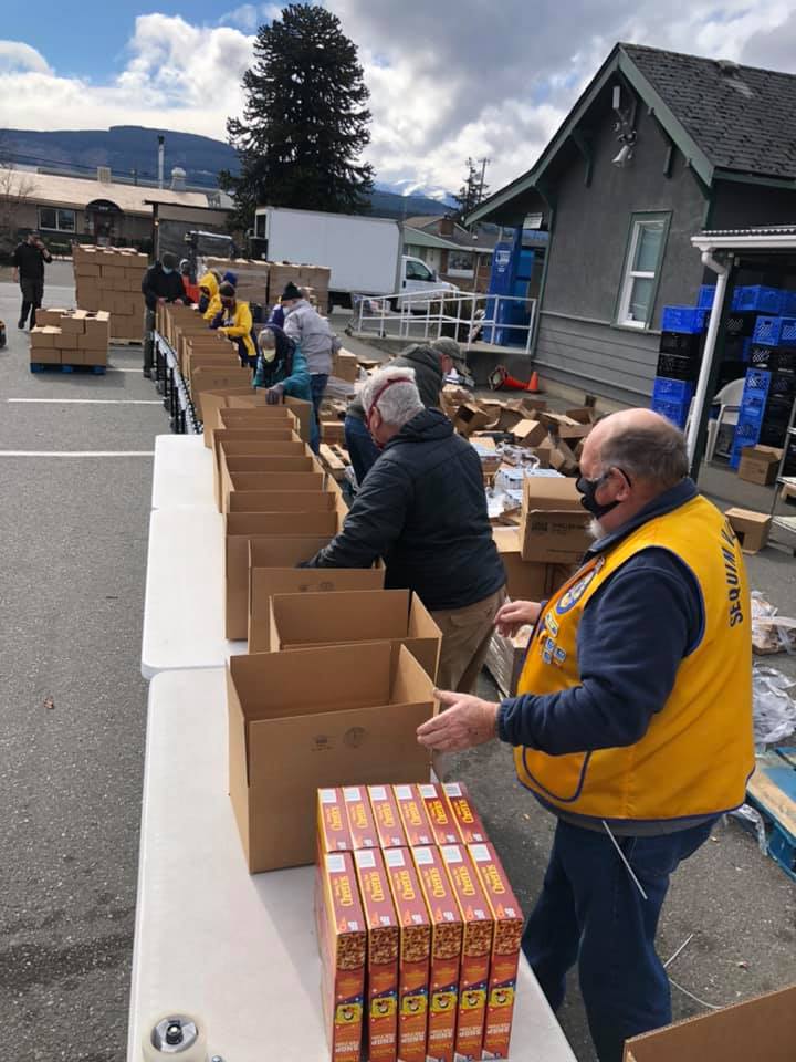 Volunteers at Sequim Food Bank Volunteers at Sequim Food Bank